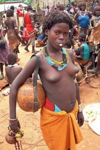 fledgling ebony femmes bare